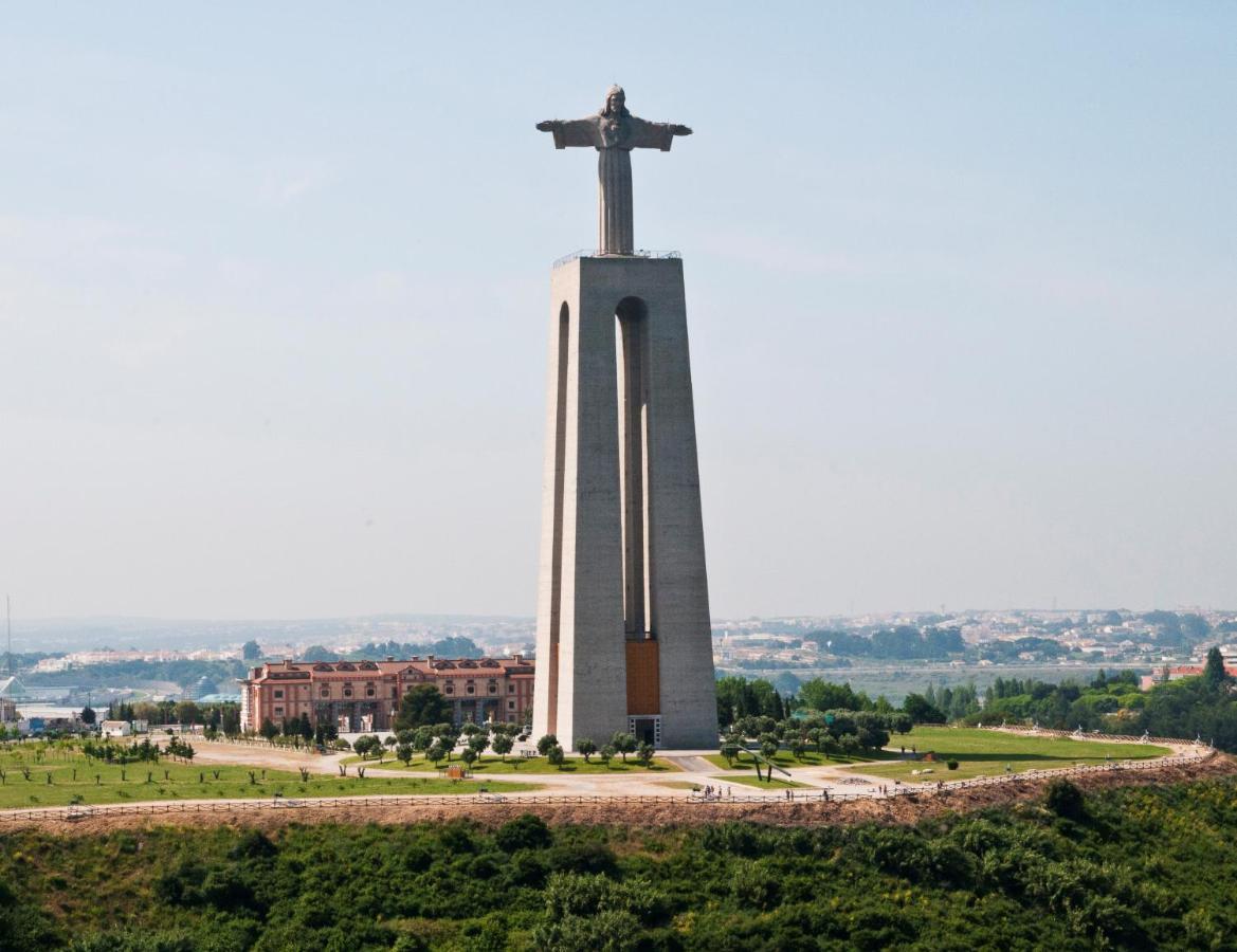 Open Home - Lisbon/Алмада Екстер'єр фото